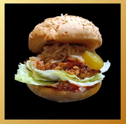 BURGER Z CHORIZO Z FRYTKAMI