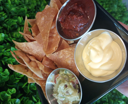 Nachos pszenne z sosami